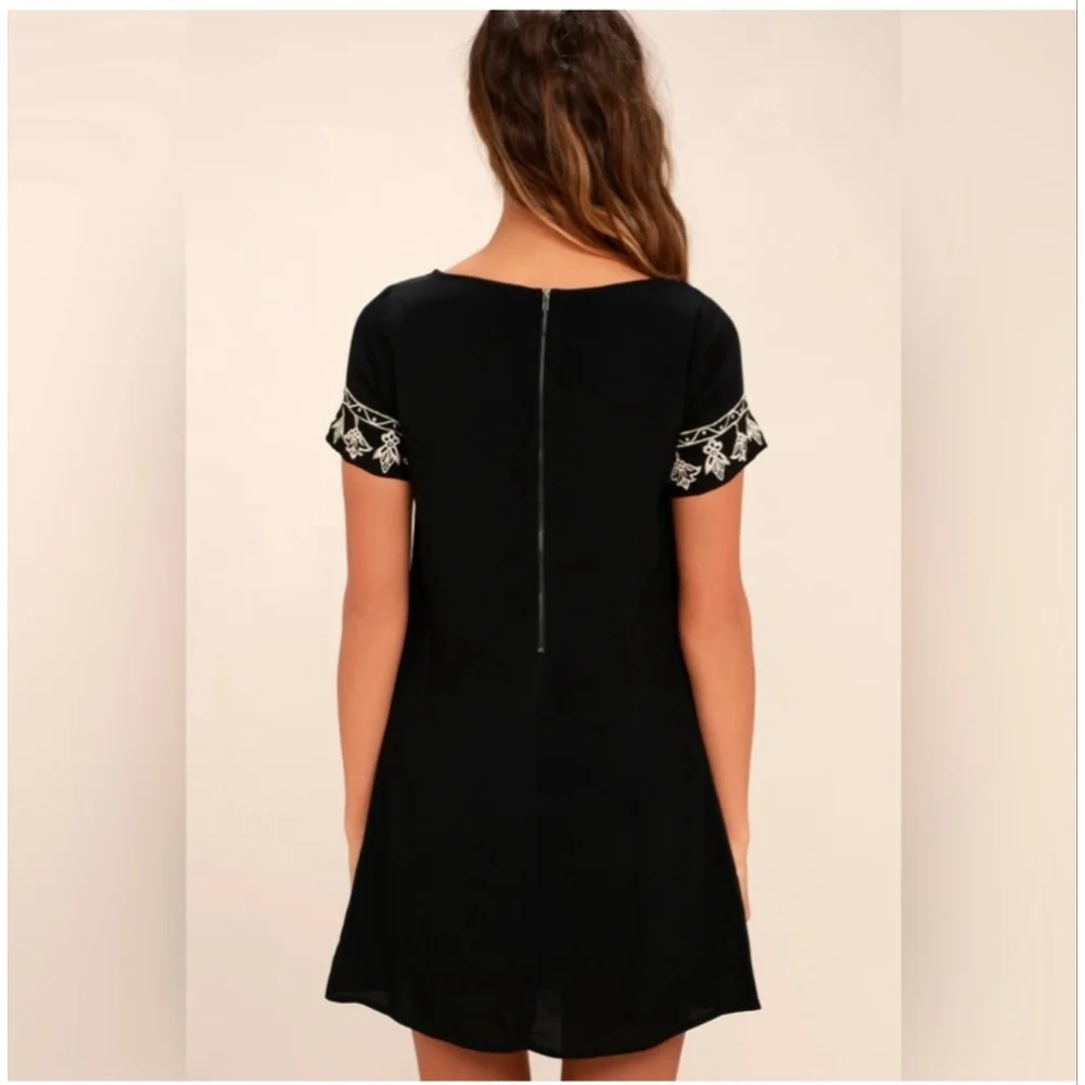 Lulus Black & White Embroidered Mini Dress M - Picture 2 of 11